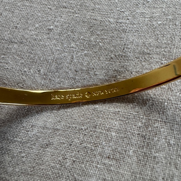 Kate Spade “Heart of Gold” Bangle - Picture 3 of 5